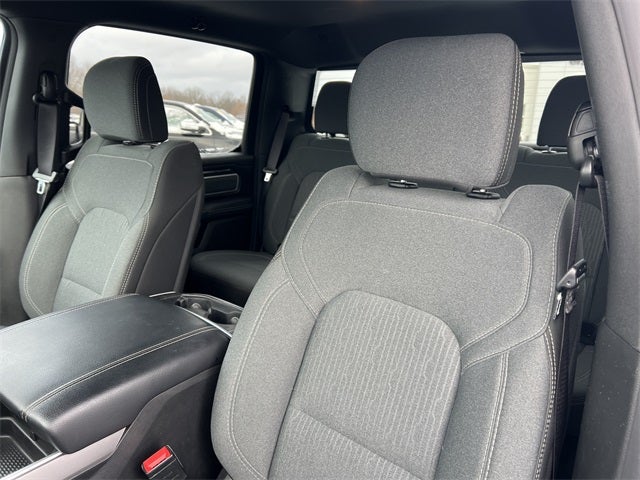 2022 RAM 1500 Big Horn Crew Cab 4x4 5'7' Box