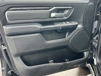 2022 RAM 1500 Big Horn Crew Cab 4x4 5'7' Box