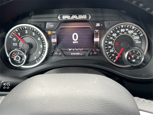 2022 RAM 1500 Big Horn Crew Cab 4x4 5'7' Box