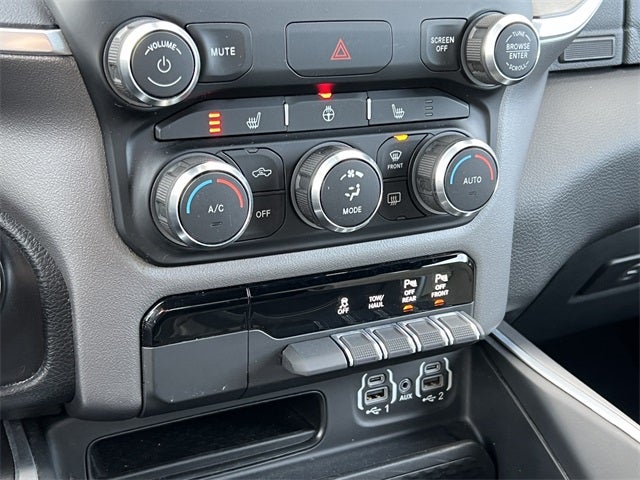 2022 RAM 1500 Big Horn Crew Cab 4x4 5'7' Box