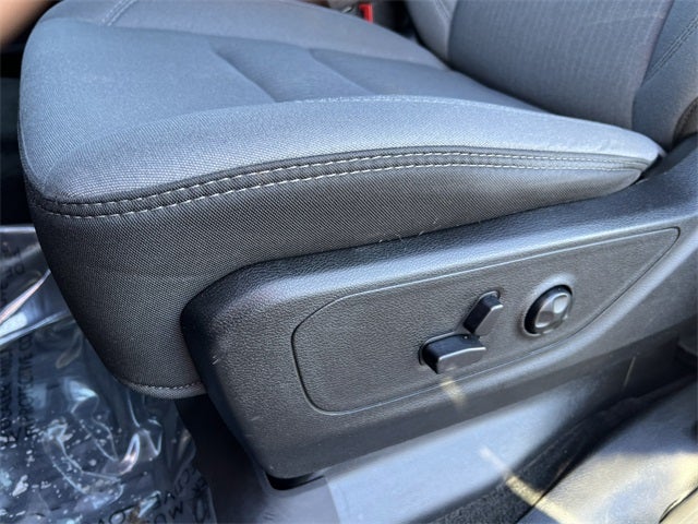 2020 RAM 1500 Big Horn Crew Cab 4x4 5'7' Box