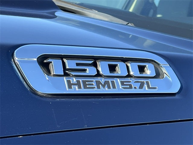 2020 RAM 1500 Big Horn Crew Cab 4x4 5'7' Box