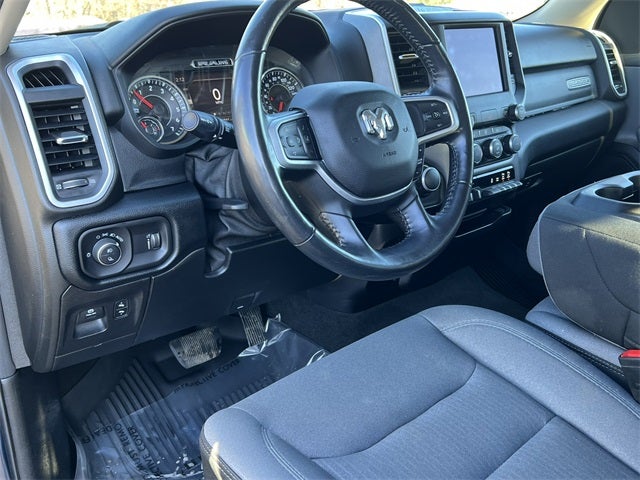 2020 RAM 1500 Big Horn Crew Cab 4x4 5'7' Box