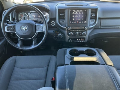 2020 RAM 1500 Big Horn Crew Cab 4x4 5'7' Box