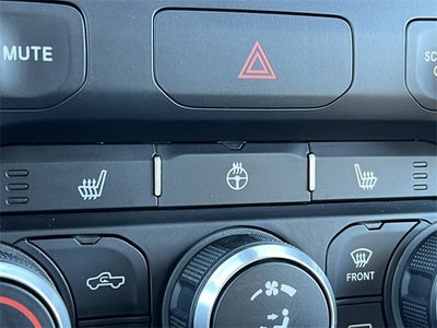 2020 RAM 1500 Big Horn Crew Cab 4x4 5'7' Box