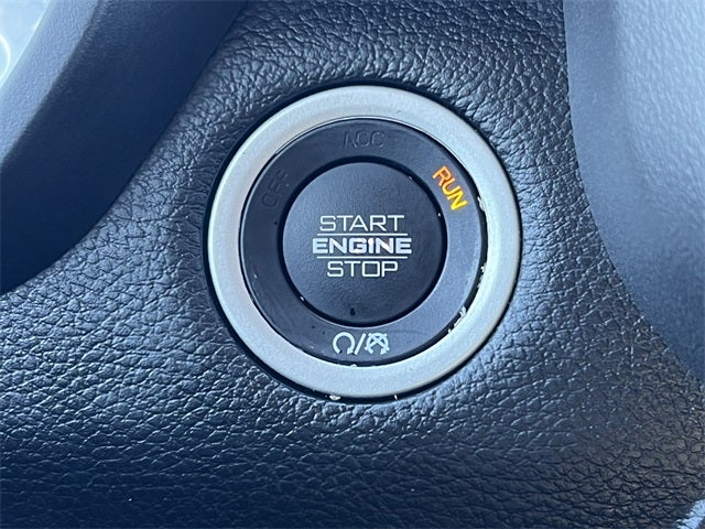 2020 RAM 1500 Big Horn Crew Cab 4x4 5'7' Box