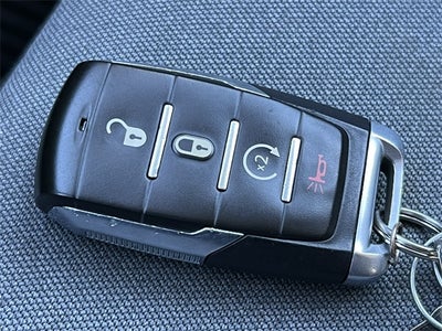 2020 RAM 1500 Big Horn Crew Cab 4x4 5'7' Box