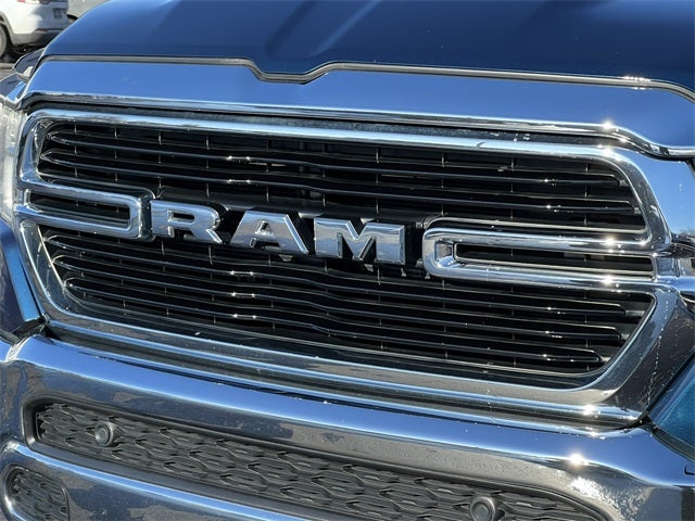 2020 RAM 1500 Big Horn Crew Cab 4x4 5'7' Box