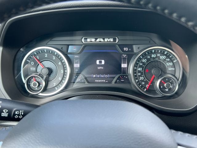 2022 RAM 1500 Big Horn Crew Cab 4x4 5'7' Box