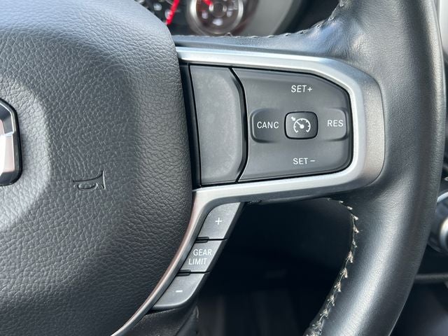 2022 RAM 1500 Big Horn Crew Cab 4x4 5'7' Box