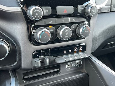 2022 RAM 1500 Big Horn Crew Cab 4x4 5'7' Box
