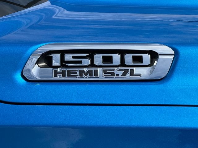 2020 RAM 1500 Big Horn Crew Cab 4x4 5'7' Box