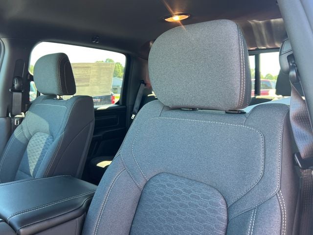 2027 RAM 1500 RAM 1500 WARLOCK CREW CAB 4X4 5'7' BOX