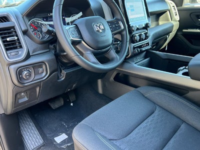 2027 RAM 1500 RAM 1500 EXPRESS CREW CAB 4X4 5'7' BOX