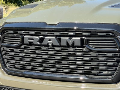 2027 RAM 1500 RAM 1500 EXPRESS CREW CAB 4X4 5'7' BOX