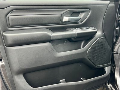 2027 RAM 1500 RAM 1500 EXPRESS CREW CAB 4X4 5'7' BOX