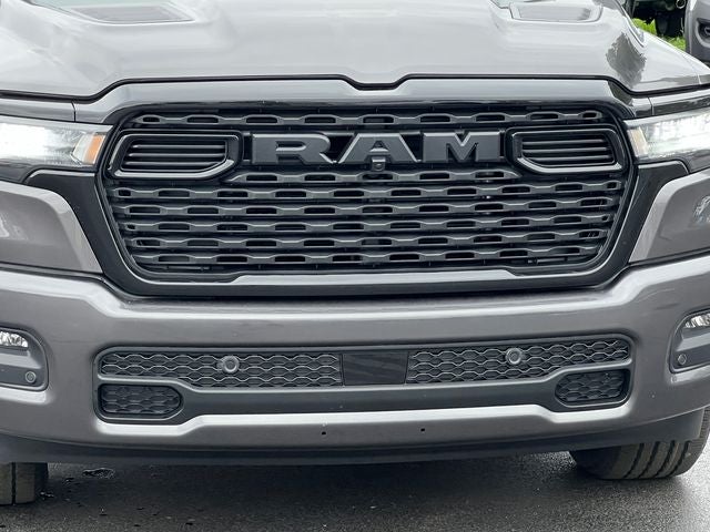 2027 RAM 1500 RAM 1500 EXPRESS CREW CAB 4X4 5'7' BOX