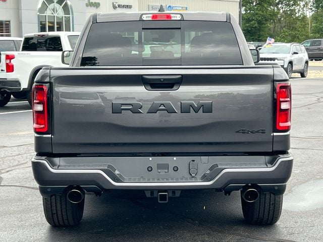 2027 RAM 1500 RAM 1500 EXPRESS CREW CAB 4X4 5'7' BOX
