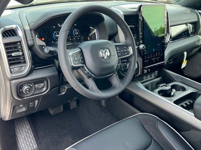 2026 RAM 1500 RAM 1500 LARAMIE CREW CAB 4X4 5'7' BOX