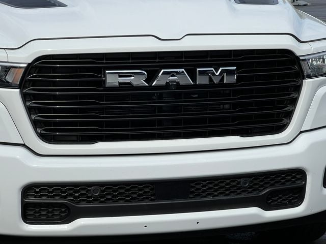 2025 RAM 1500 Laramie Crew Cab 4x4 5'7' Box