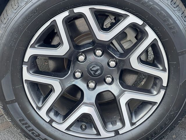 2025 RAM 1500 Laramie Crew Cab 4x4 5'7' Box