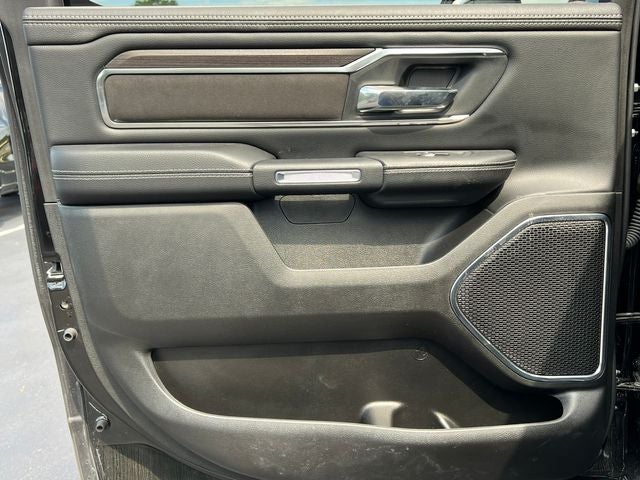 2025 RAM 1500 Laramie Crew Cab 4x4 5'7' Box