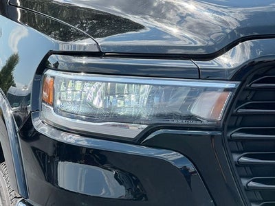 2025 RAM 1500 Laramie Crew Cab 4x4 5'7' Box