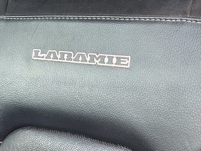 2020 RAM 1500 Laramie Crew Cab 4x4 5'7' Box