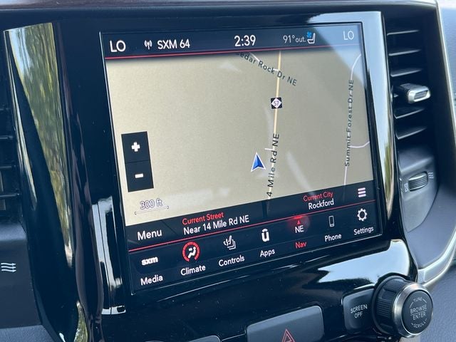 2021 RAM 1500 Laramie Crew Cab 4x4 5'7' Box