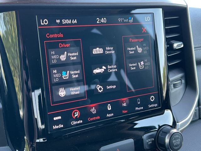 2021 RAM 1500 Laramie Crew Cab 4x4 5'7' Box
