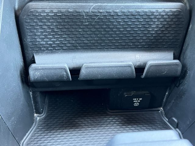 2021 RAM 1500 Laramie Crew Cab 4x4 5'7' Box