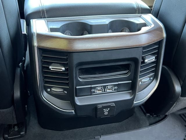 2021 RAM 1500 Laramie Crew Cab 4x4 5'7' Box
