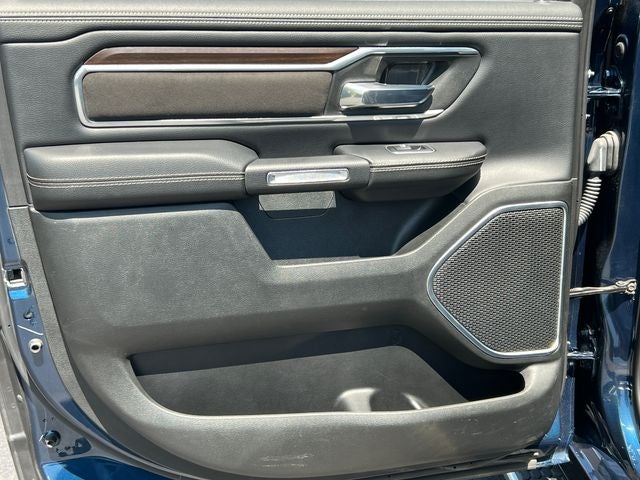 2021 RAM 1500 Laramie Crew Cab 4x4 5'7' Box