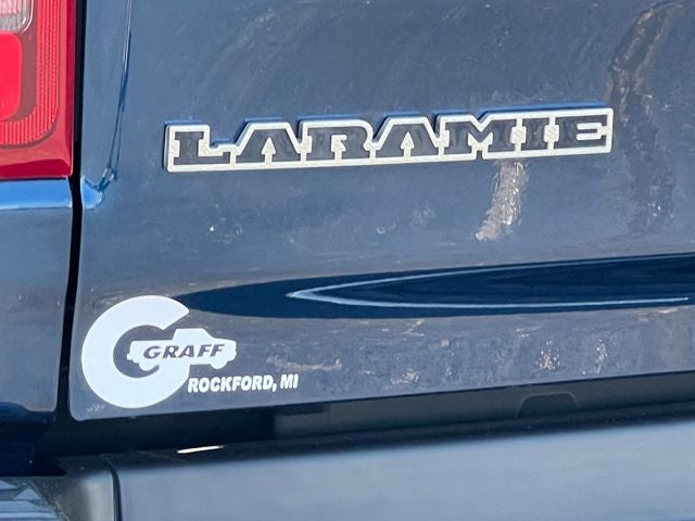 2021 RAM 1500 Laramie Crew Cab 4x4 5'7' Box