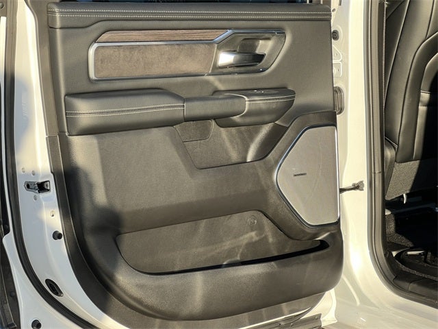 2026 RAM 1500 RAM 1500 LARAMIE CREW CAB 4X4 5'7' BOX