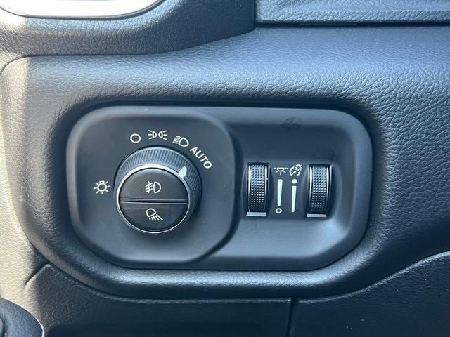 2027 RAM 1500 RAM 1500 LARAMIE CREW CAB 4X4 5'7' BOX
