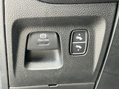 2023 RAM 1500 Laramie Crew Cab 4x4 5'7' Box