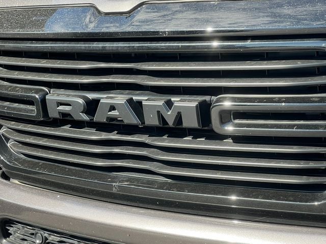 2023 RAM 1500 Laramie Crew Cab 4x4 5'7' Box
