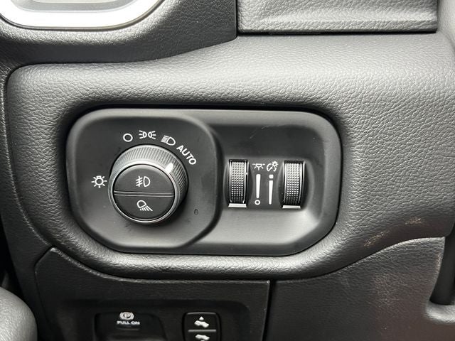 2026 RAM 1500 RAM 1500 BIG HORN CREW CAB 4X4 6'4' BOX
