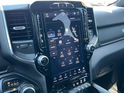 2024 RAM 1500 Big Horn Crew Cab 4x4 6'4' Box