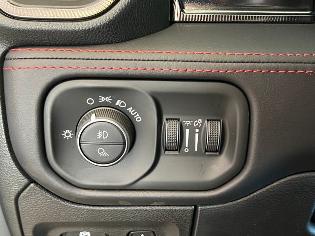 2027 RAM 1500 RAM 1500 TRX SRT CREW CAB 4X4 5'7' BOX