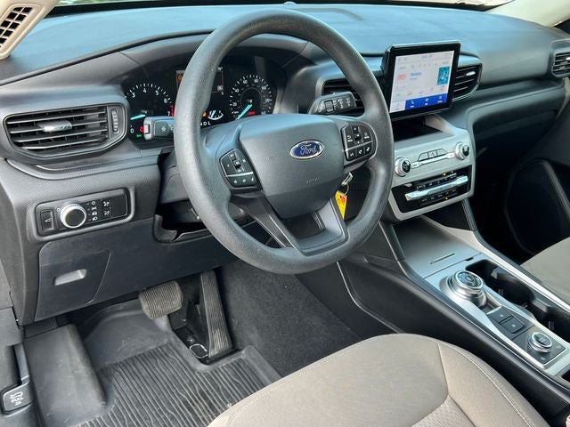 2023 Ford Explorer Base