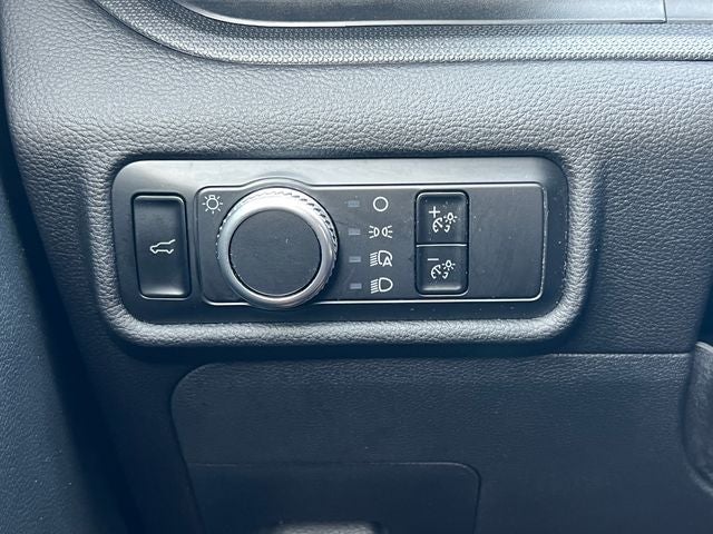 2023 Ford Explorer Base