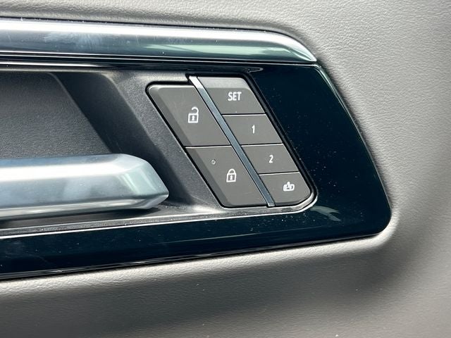 2026 Chevrolet Tahoe 4WD RST