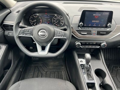 2025 Nissan Altima SV FWD