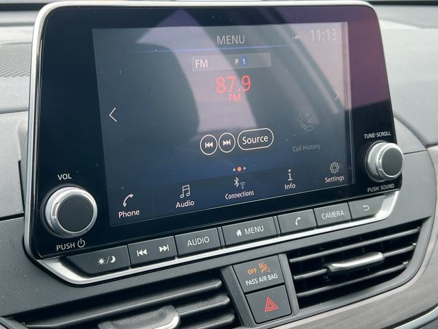 2025 Nissan Altima SV FWD