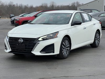 2025 Nissan Altima SV FWD