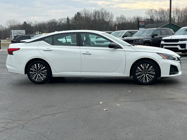 2025 Nissan Altima SV FWD