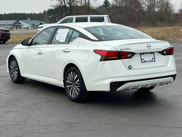 2025 Nissan Altima SV FWD