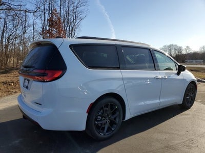 2024 Chrysler Pacifica PACIFICA LIMITED